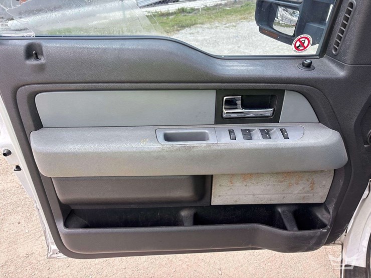 2014-ford-f150-image-13