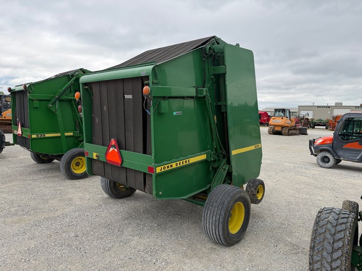 john-deere-530-image-8