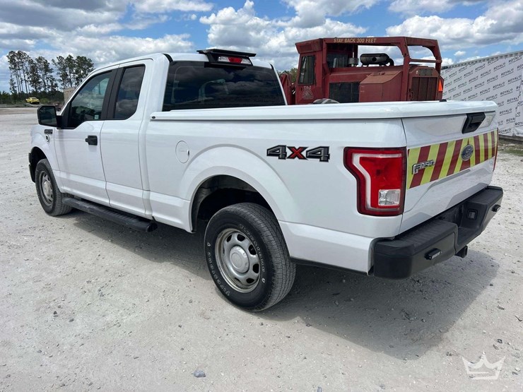 2017-ford-f150-image-4