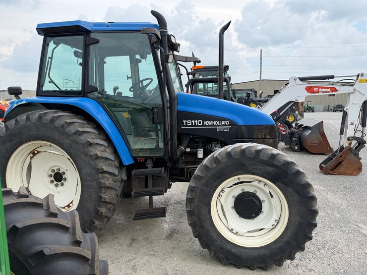 2002-new-holland-ts110-image-5