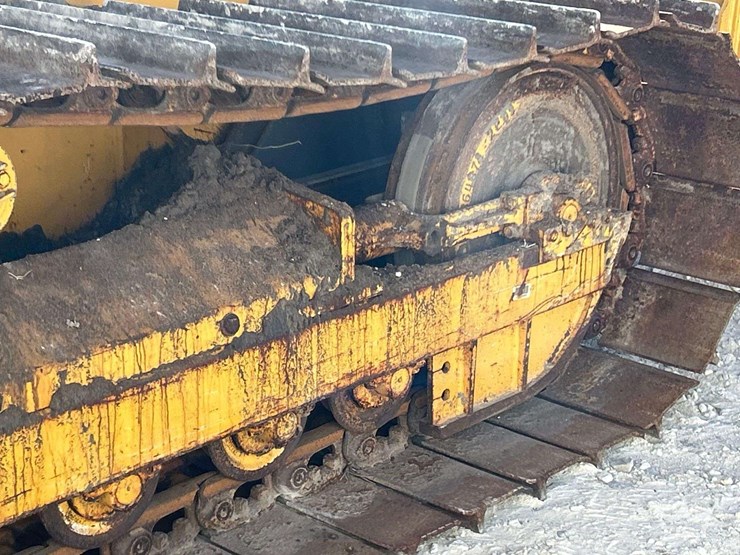2022-deere-450k-lgp-image-18
