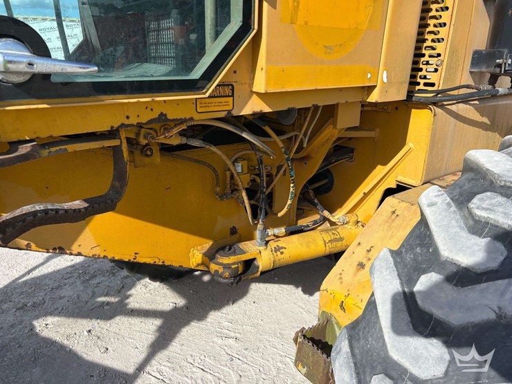 1992-deere-670b-image-20