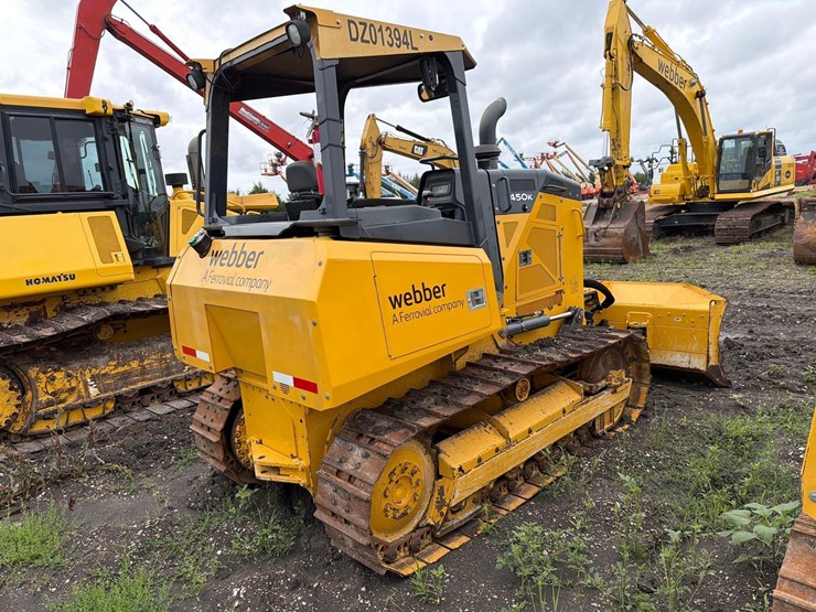 2022-deere-450-lt-image-5