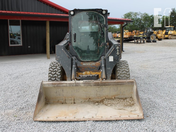 deere-320g-image-8