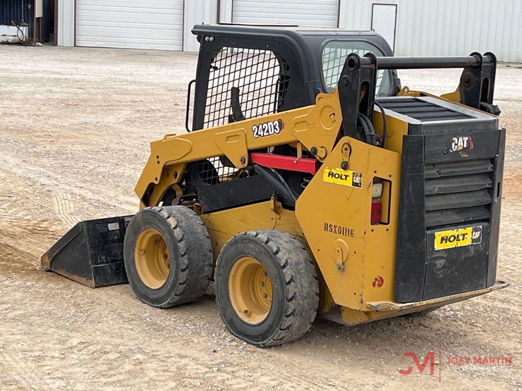caterpillar-242d3-image-5
