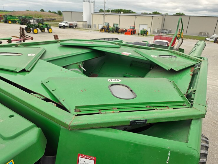 2004-john-deere-9660-sts-image-12
