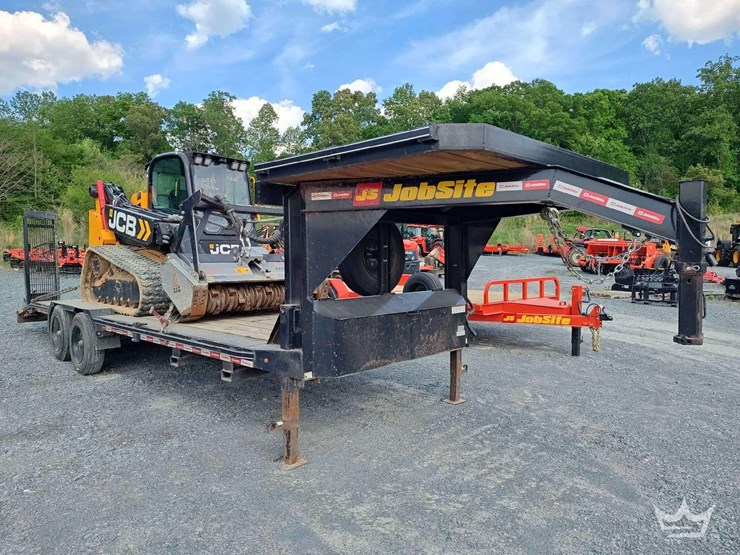 2023-jcb-3ts-8t-image-6