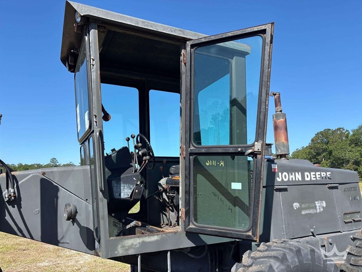 1986-deere-570a-image-28