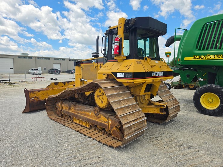 2002-caterpillar-d6m-lgp-image-17