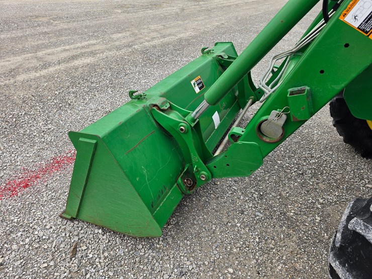 2009-john-deere-5101e-image-24