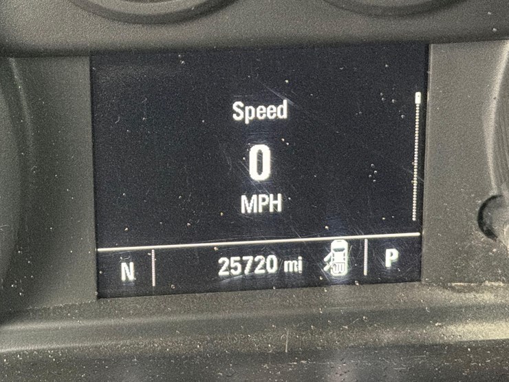 2020-chevrolet-3500-image-22
