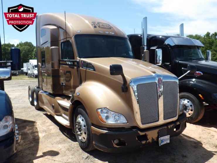 2022-kenworth-t680-image-4