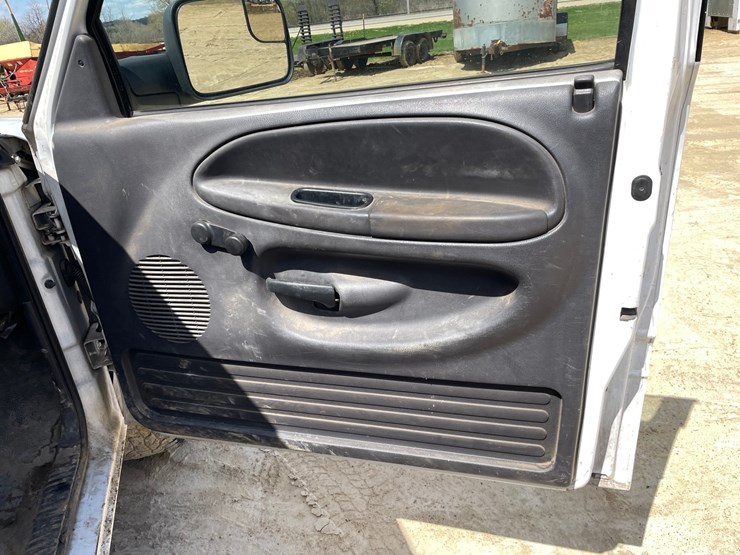 2001-dodge-ram-2500-image-49