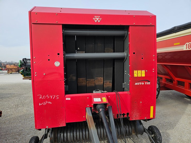 2015-massey-ferguson-2946-image-3