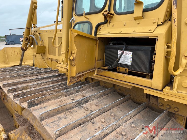 caterpillar-d6d-image-9