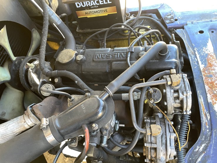 #308-•-komatsu-6,000-lbs,-propane-forklift-(non-moving)-image-42