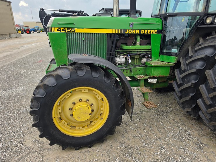 1989-john-deere-4455-image-3