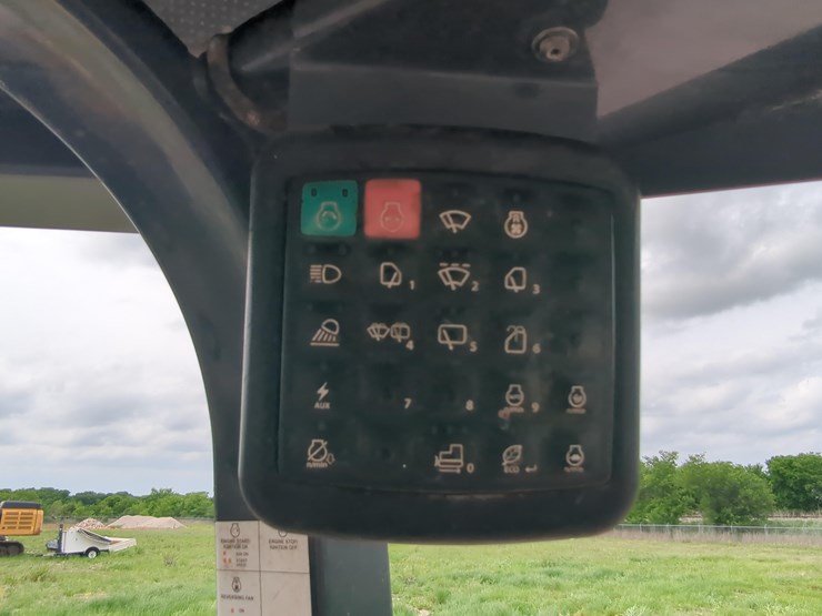2022-deere-450-lt-image-19
