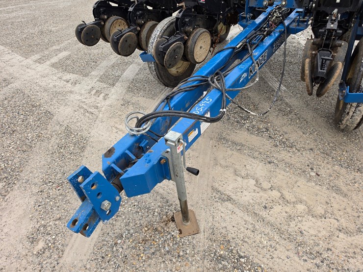 2004-kinze-3200-image-2