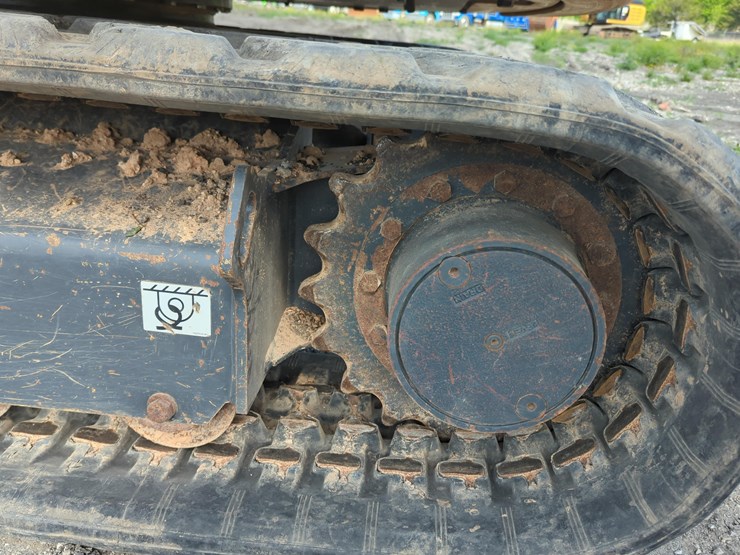 2024-kobelco-sk55srx-image-13