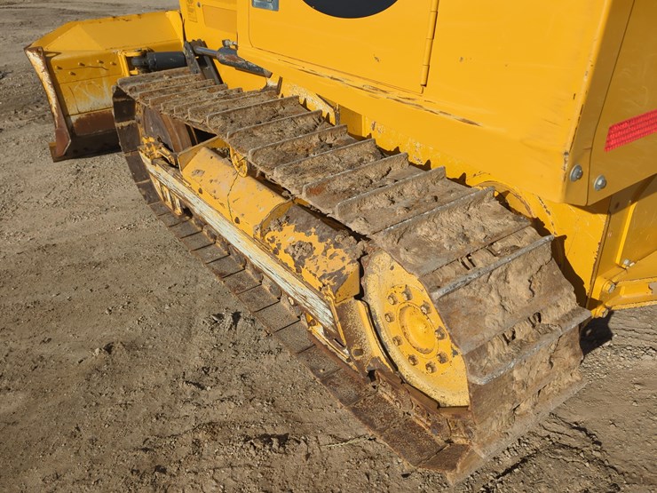2022-deere-450-lt-image-13