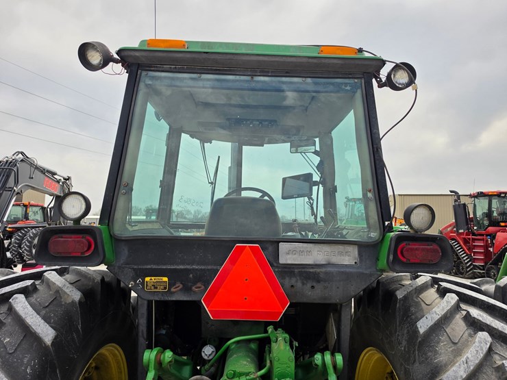 1992-john-deere-4955-image-12