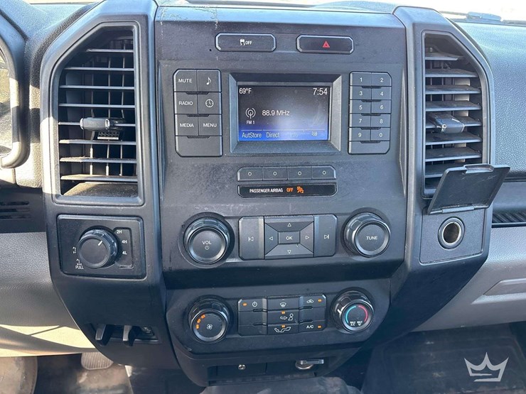 2015-ford-f150-image-15