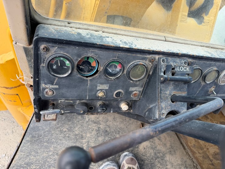 deere-544d-image-11