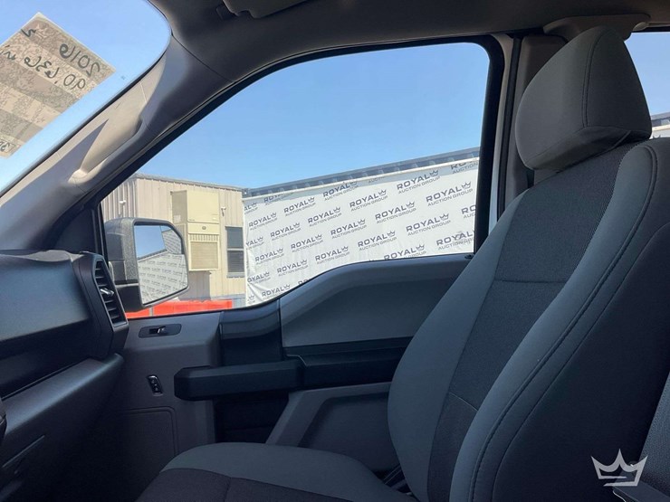 2016-ford-f150-image-15