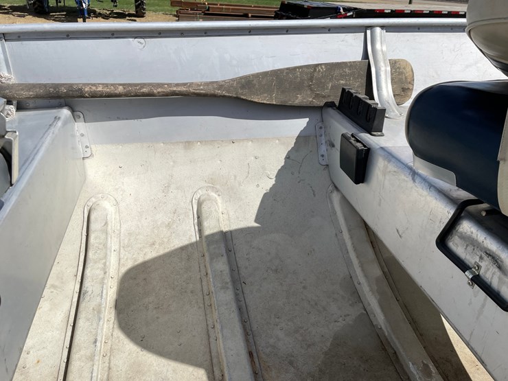 #2002-•-1979-14'-alumicraft-f7-boat-(sells-with-bill-of-sale-only)-image-31