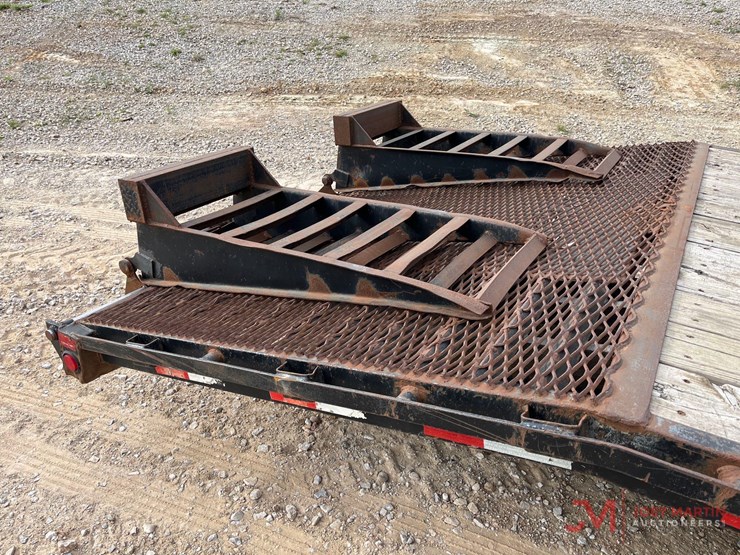 2007-pj-26'+5'-dovetail-gooseneck-trailer-image-4