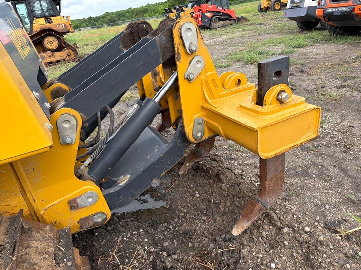 2022-deere-700l-xlt-image-8