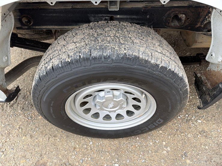 2019-chevrolet-1500-image-10