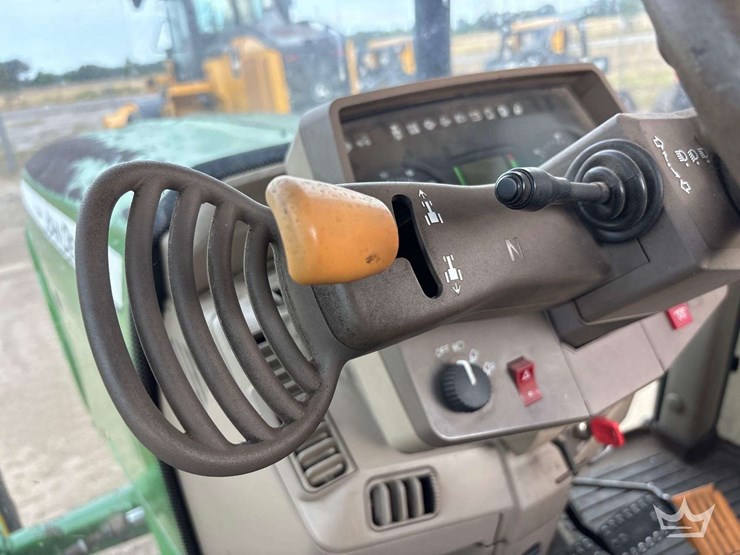john-deere-7130-image-19