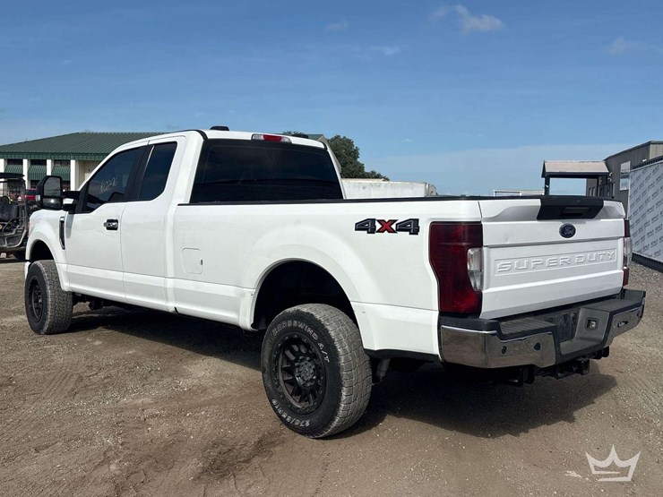2022-ford-f250-image-3