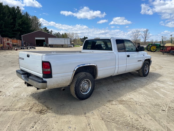 2001-dodge-ram-2500-image-5