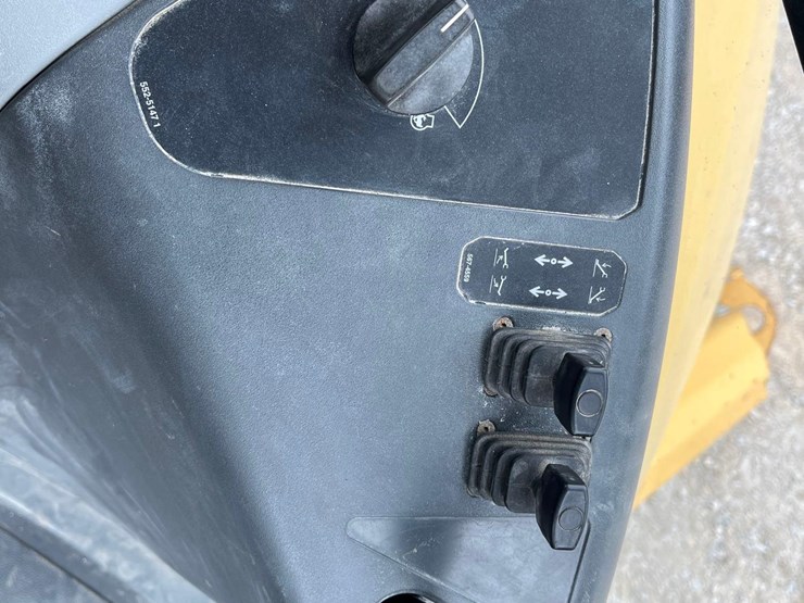 2021-caterpillar-420-xe-image-28