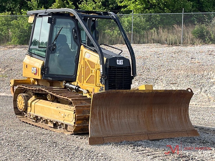 2022-caterpillar-d3-image-1