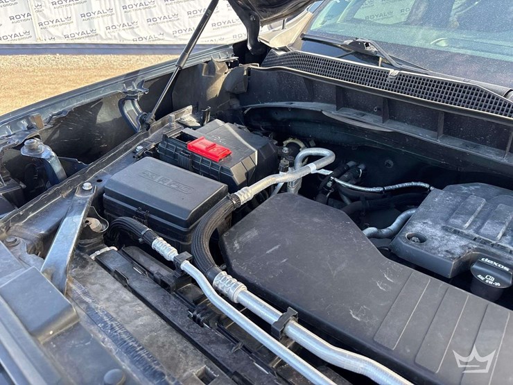 2020-chevrolet-silverado-1500-image-8