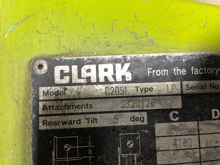 #302-•-clark-4,000lb-propane-forklift-image-42
