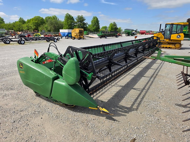 2015-john-deere-635fd-image-14