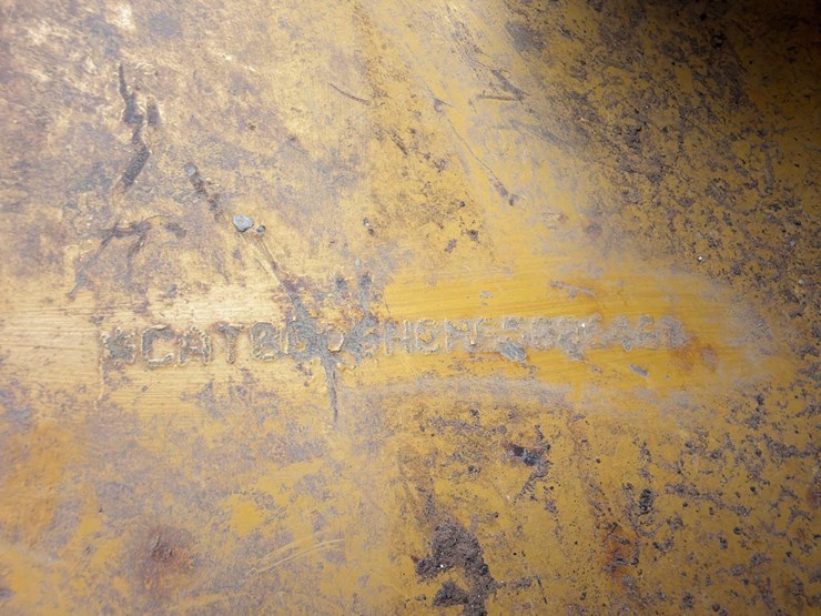 2016-caterpillar-d6n-lgp-image-16