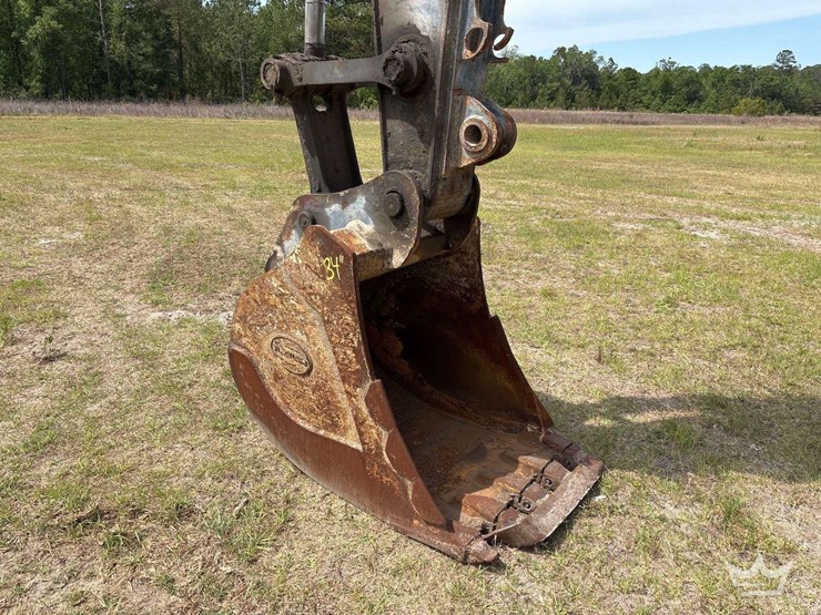 2017-deere-210g-image-7