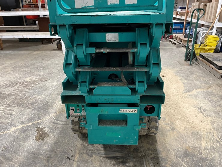 #303-•-2008-en-systems-co.-en8l06-electric-tracked-scissor-lift-image-15