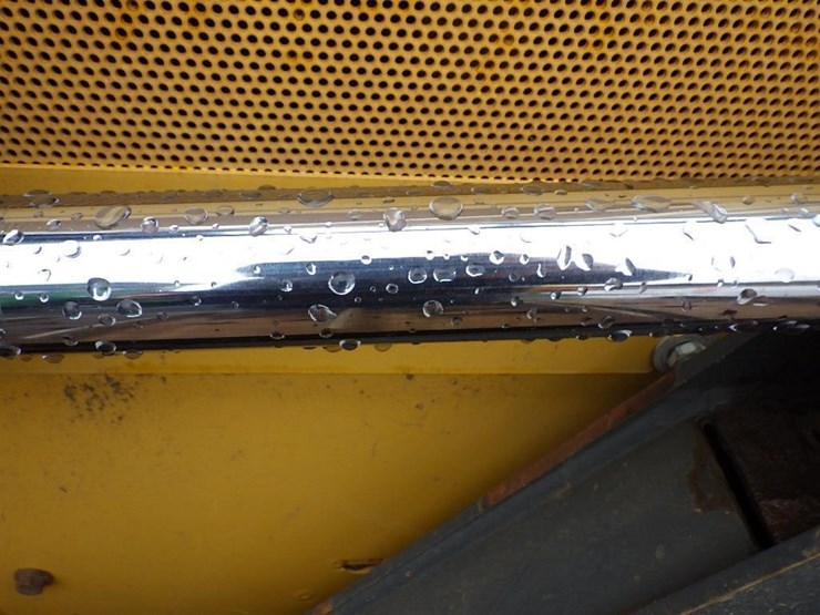 2016-deere-650k-image-28