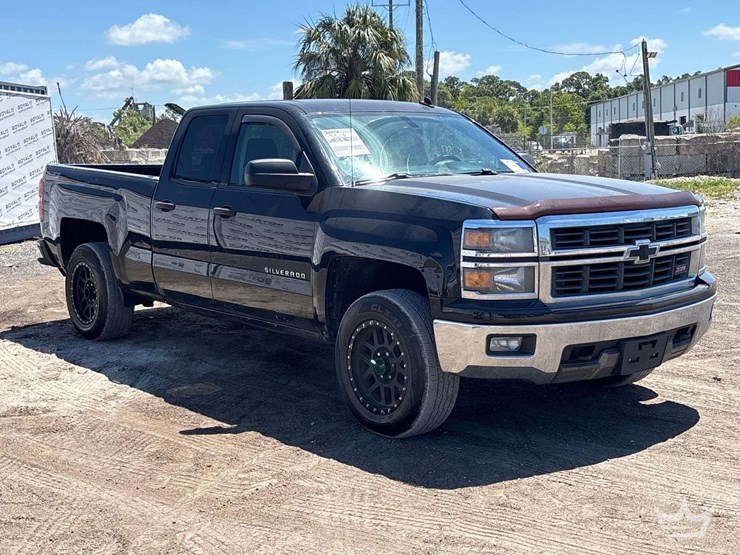 2014-chevrolet-silverado-1500-image-2