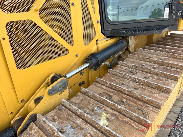2022-caterpillar-d3-image-8