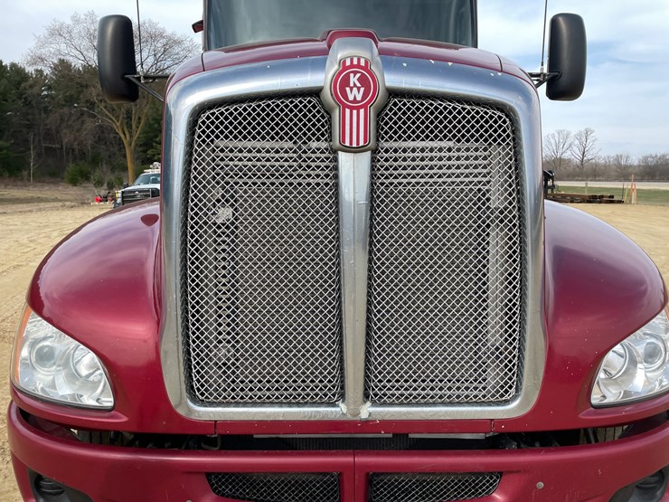 2008-kenworth-t660-image-13
