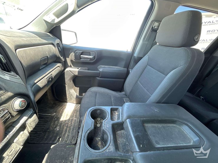 2022-chevrolet-silverado-1500-image-18