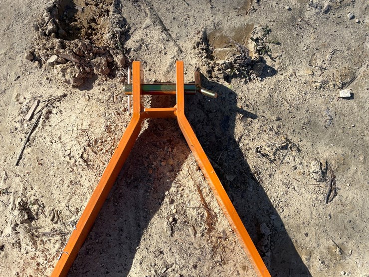 #2337-•-new-wolverine-3-point-quick-coupler-image-2